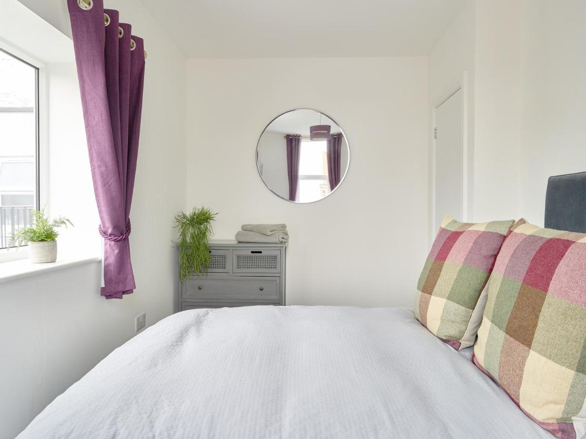 Curb Properties - Super 2 Bed Apartment 5 Min From Town Centre Cheltenham Extérieur photo
